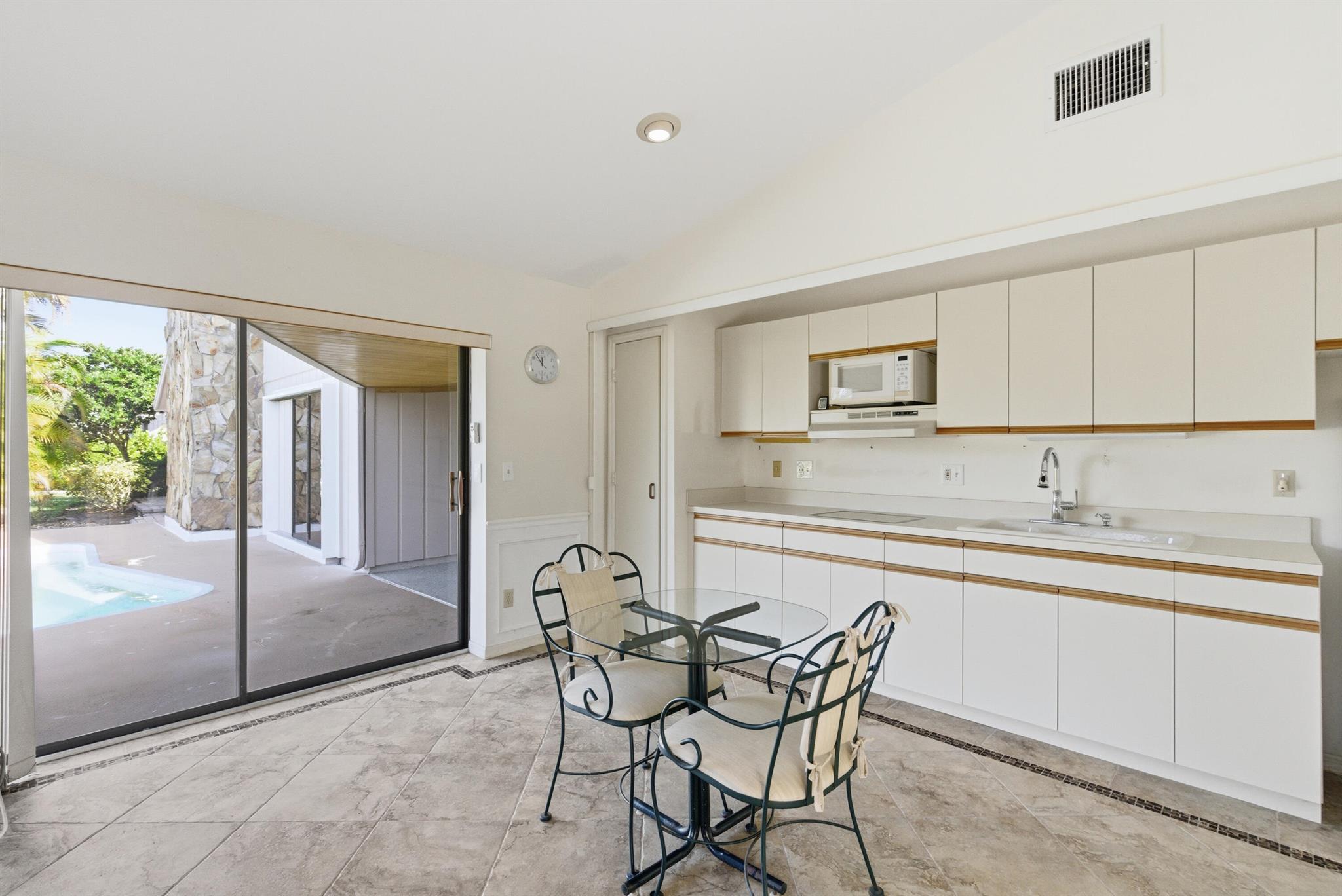 MARINER SANDS - Residential