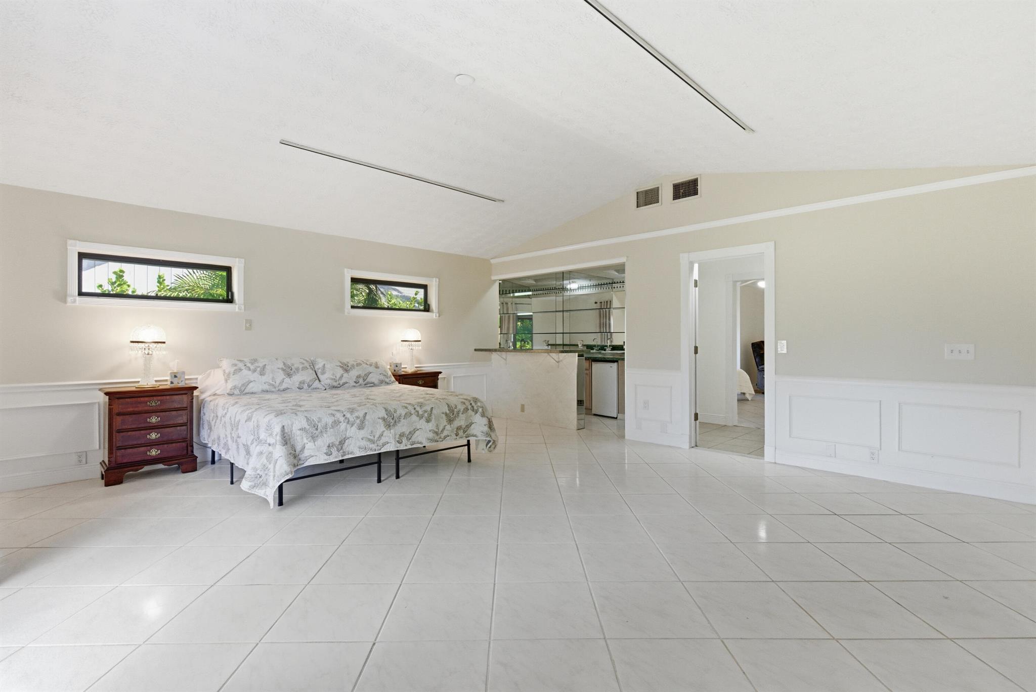 MARINER SANDS - Residential