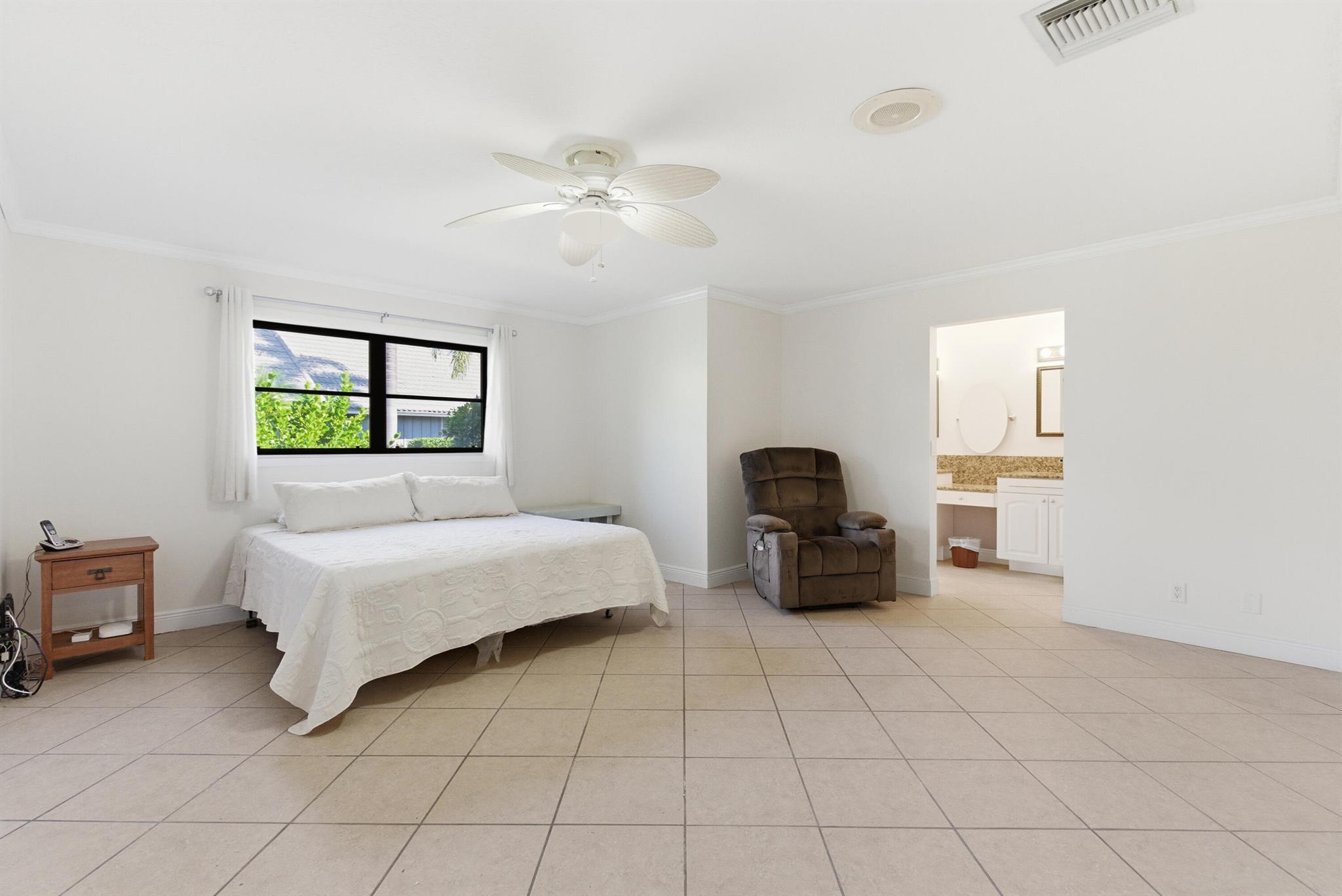 MARINER SANDS - Residential