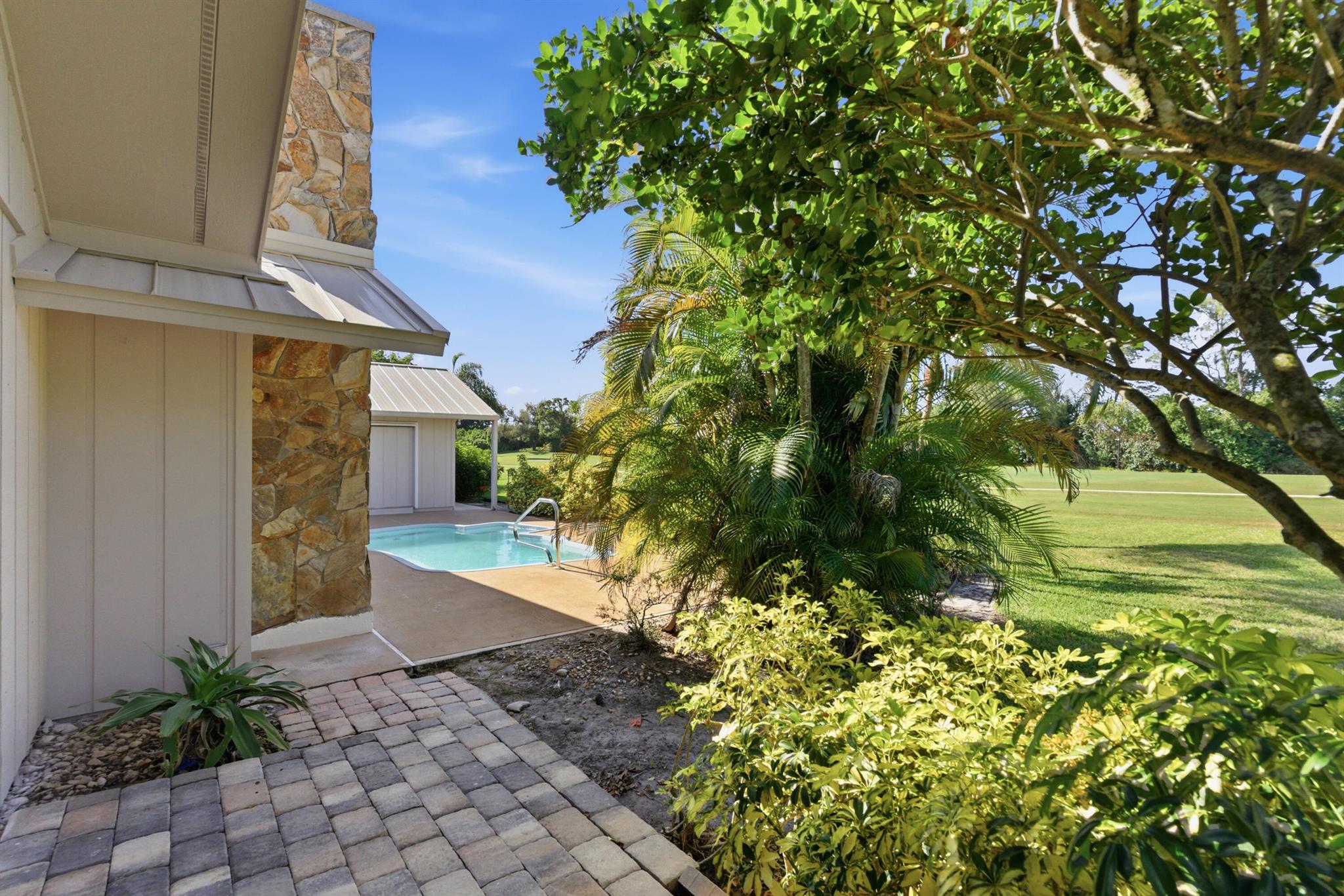 MARINER SANDS - Residential