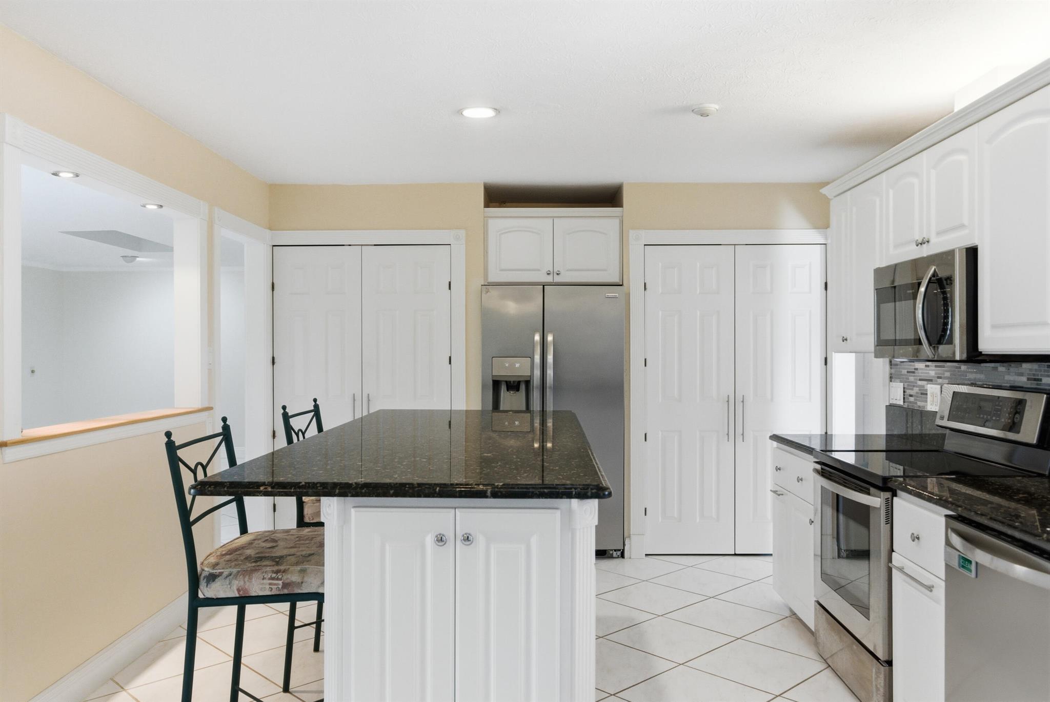 MARINER SANDS - Residential