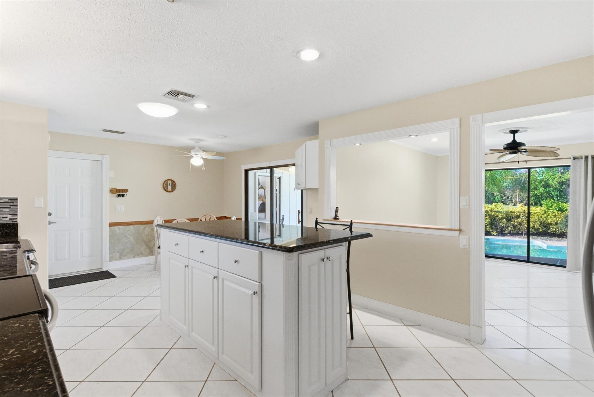 MARINER SANDS - Residential