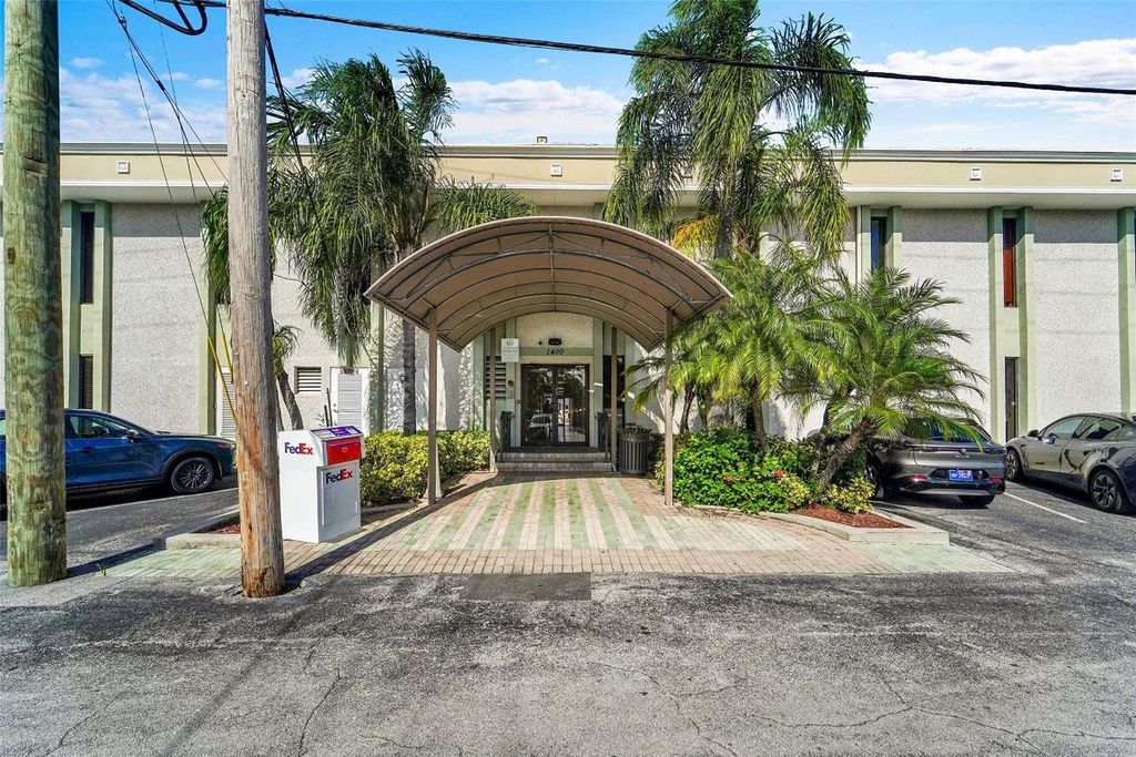 Photo of 1400 E Oakland Park Boulevard #102, Oakland Park, FL 33334 (MLS # F10541309)