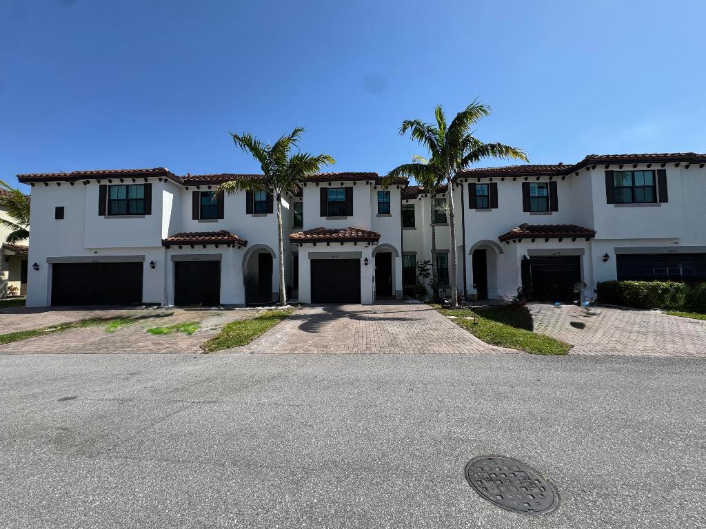 MEDITERRANEA PHASE 2 - Residential Lease