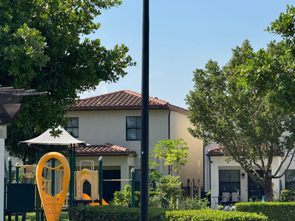 MEDITERRANEA PHASE 2 - Residential Lease