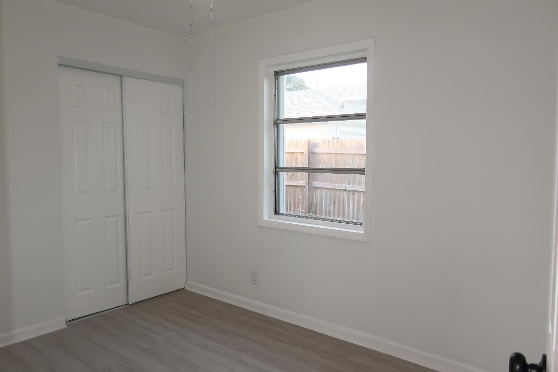 LAKE WORTH TOWN OF - Residential