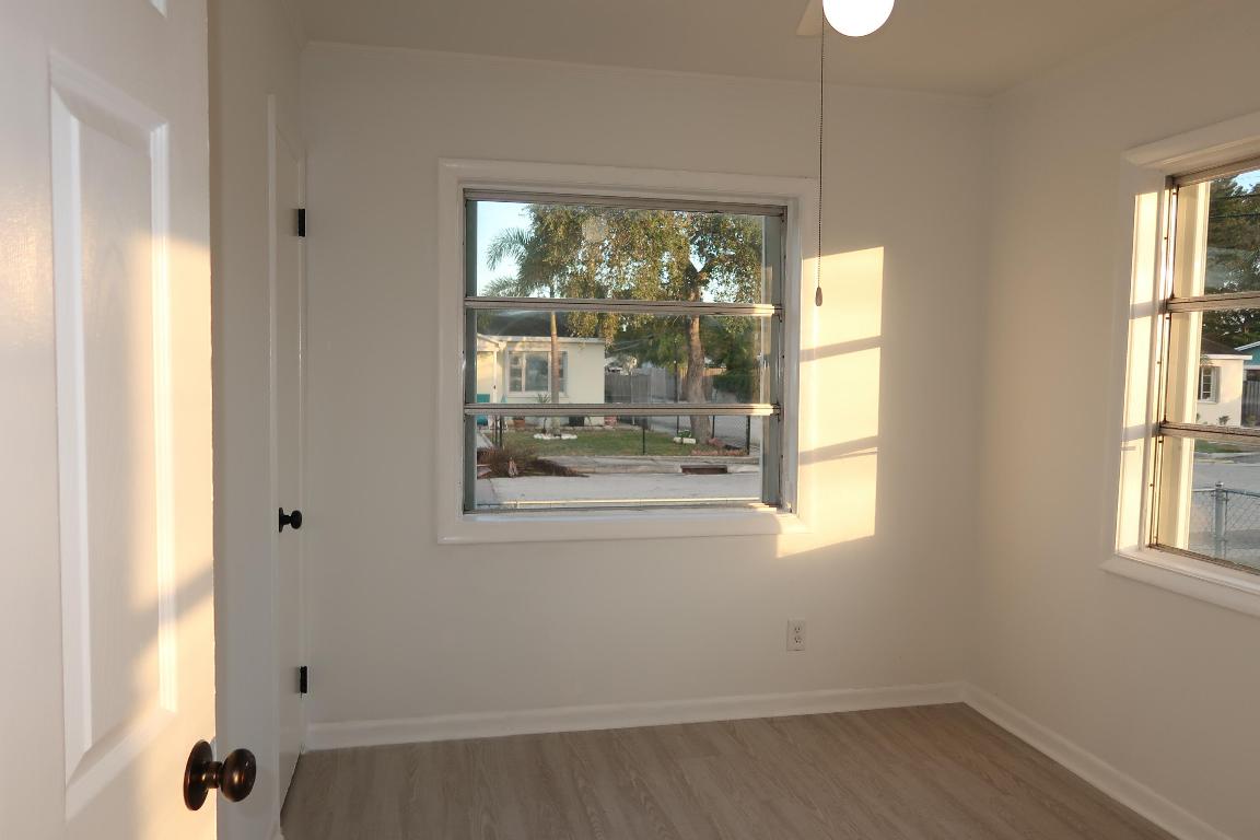 LAKE WORTH TOWN OF - Residential