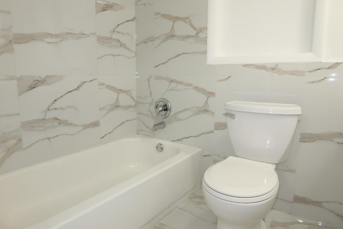 LAKE WORTH TOWN OF - Residential