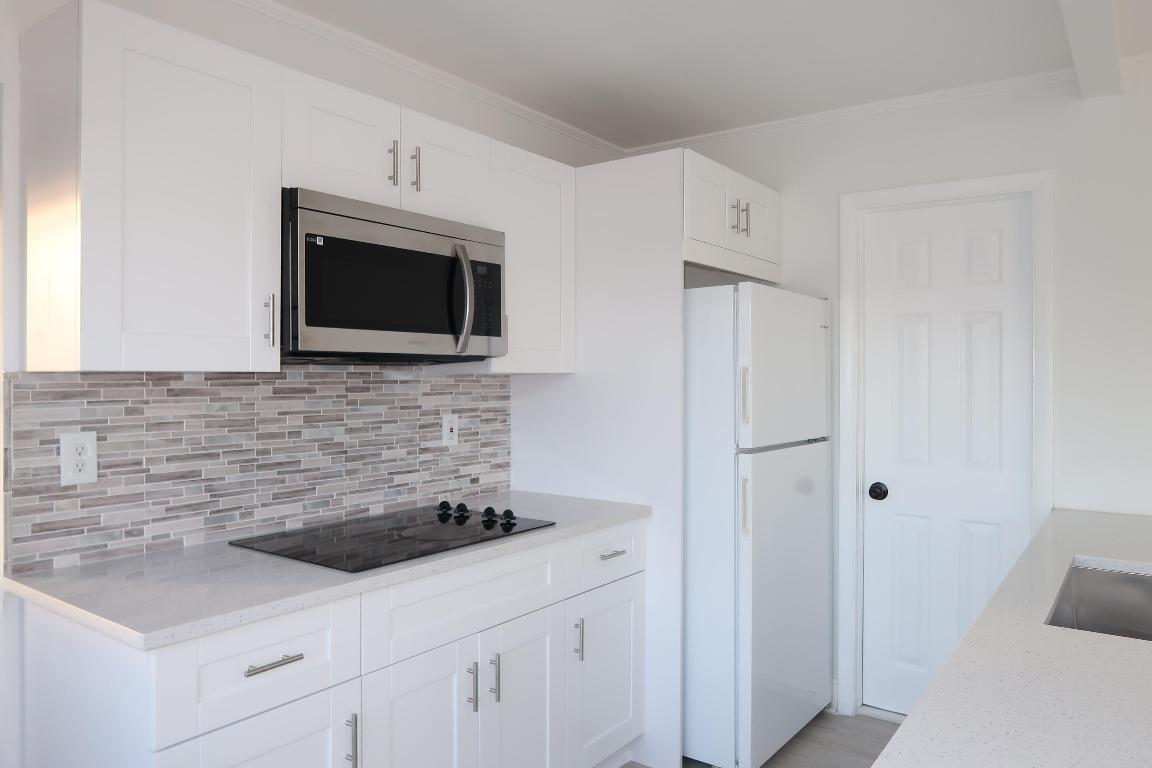 LAKE WORTH TOWN OF - Residential