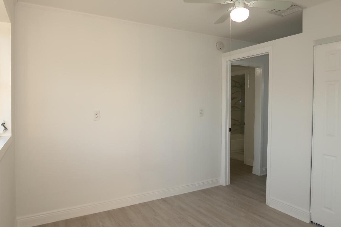 LAKE WORTH TOWN OF - Residential