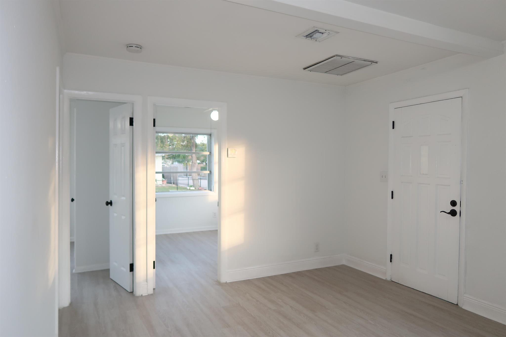 LAKE WORTH TOWN OF - Residential