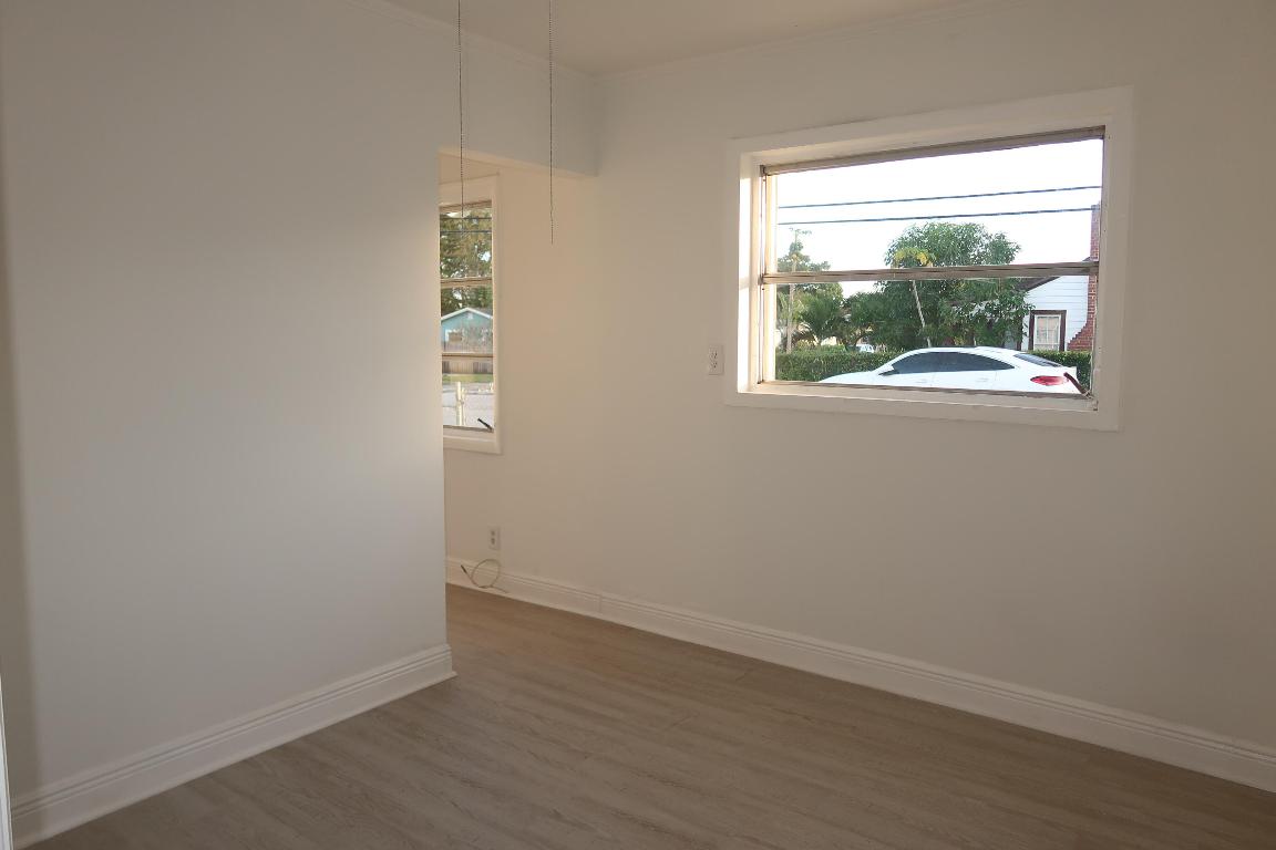 LAKE WORTH TOWN OF - Residential