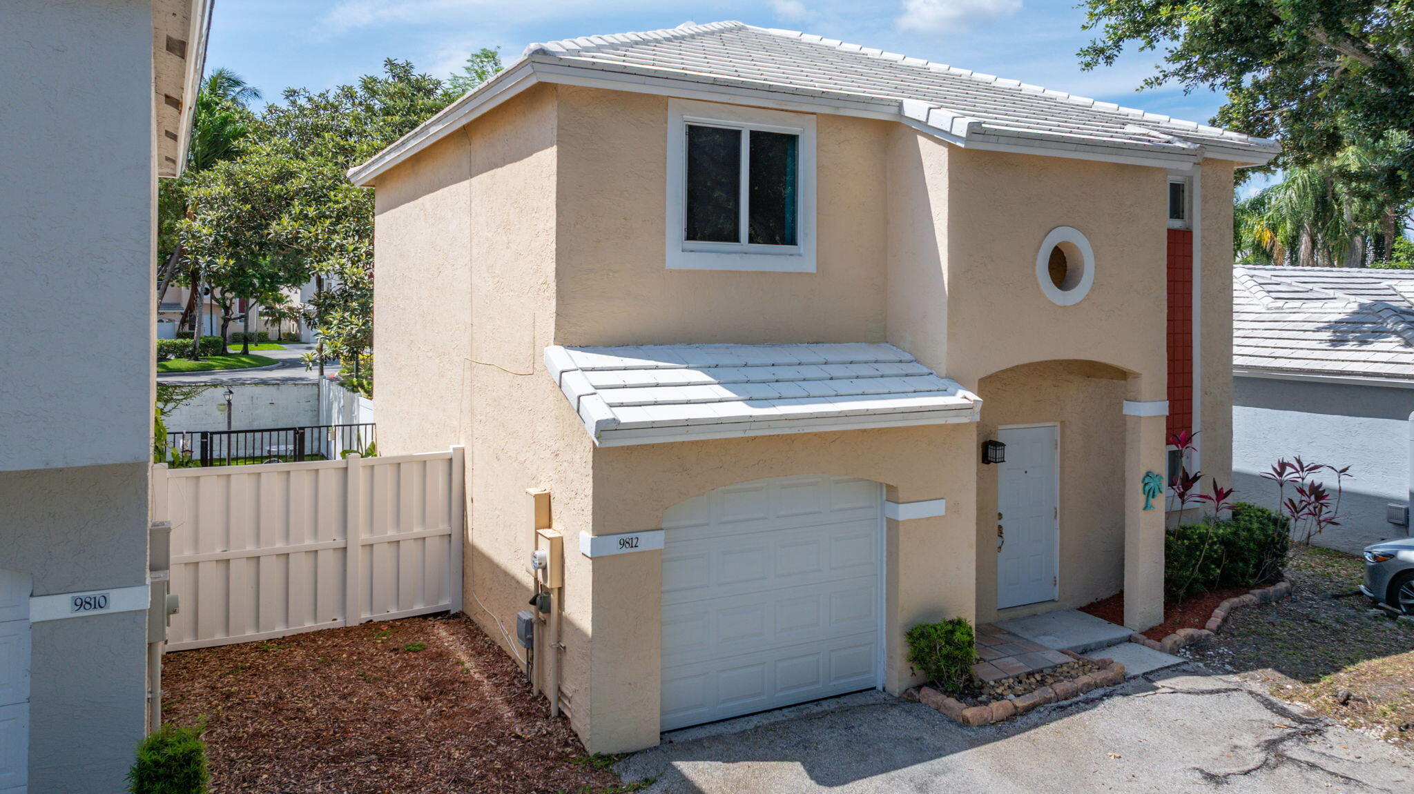 9812 NW 2nd Court