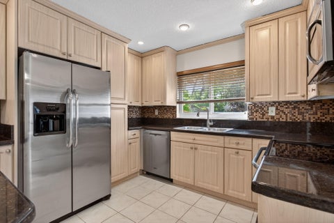 Tiny photo for 9812 NW 2nd Court, Plantation, FL 33324 (MLS # B26038599)