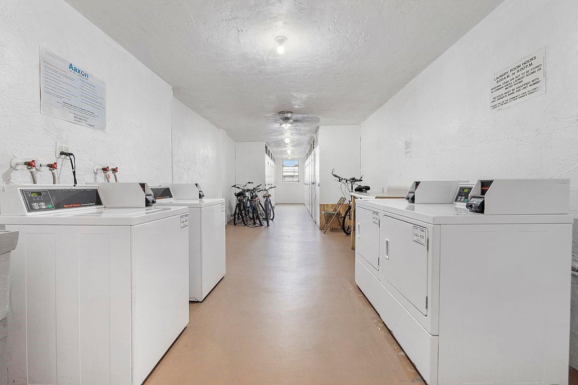 LIGHTHOUSE POINT PLAZA CO - Residential