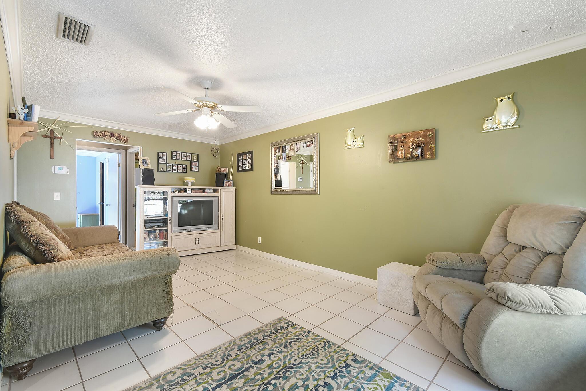 JUPITER LAKES VILLAS COND - Residential