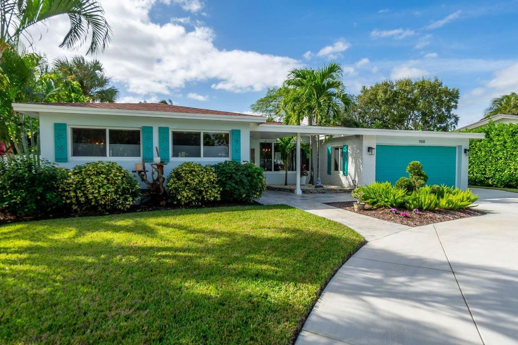 Photo of 1408 Highland Lane, Delray Beach, FL 33444 (MLS # R11140611)