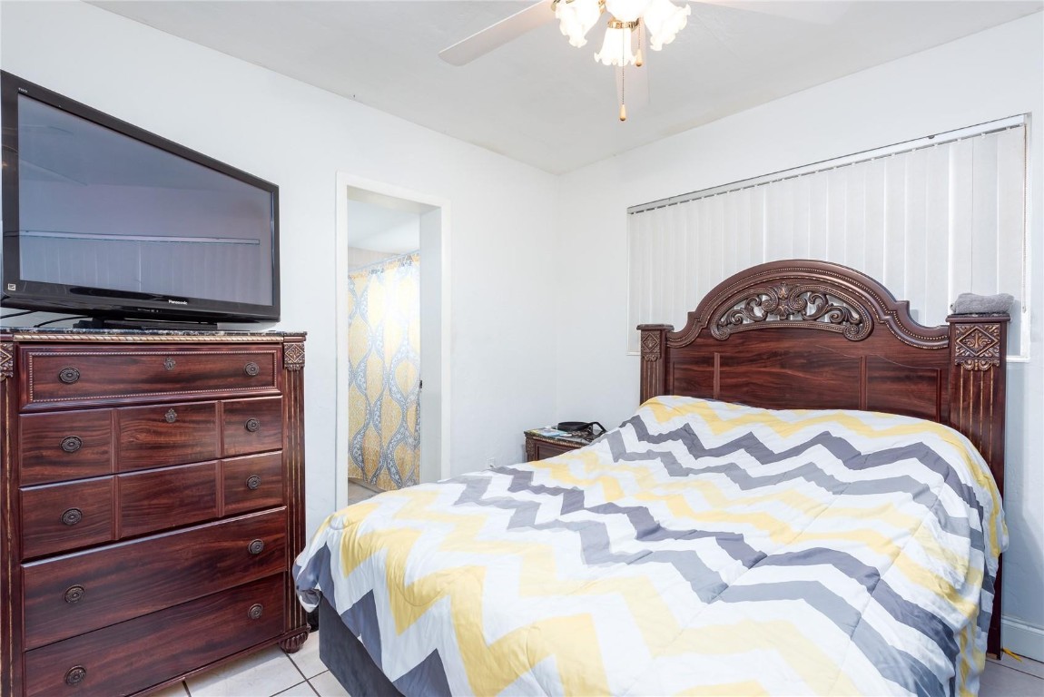 Miami Gardens Manor 49-47 - Residential