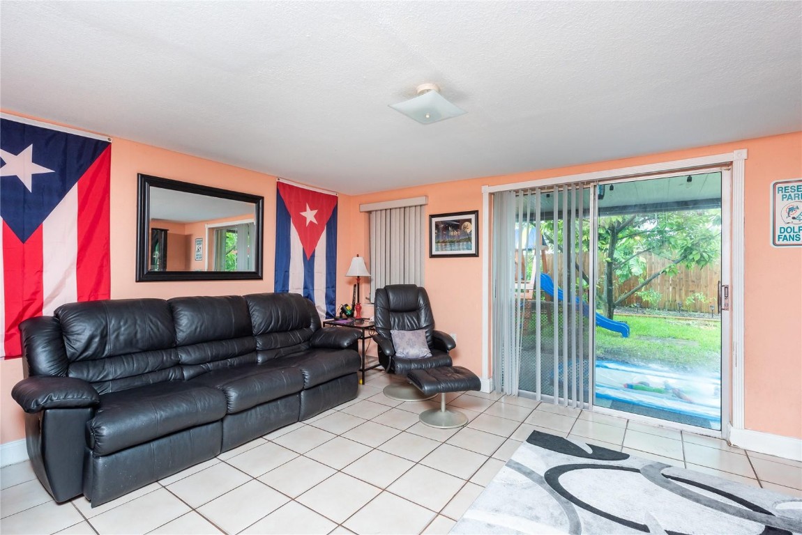 Miami Gardens Manor 49-47 - Residential