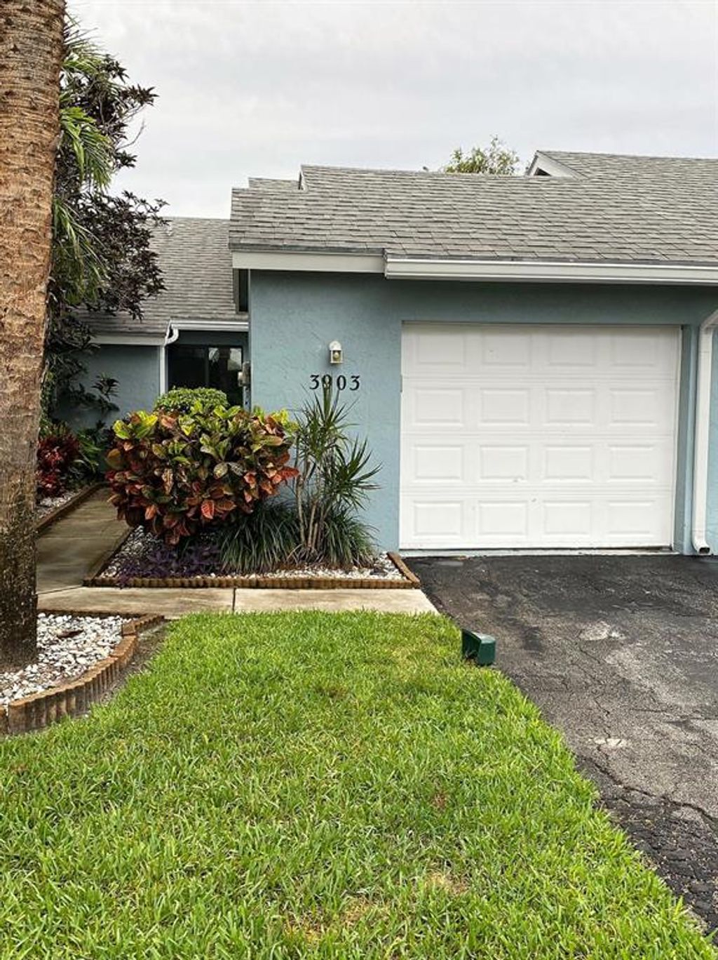 Photo of 3903 Island Club Circle Cir, Lake Worth Beach, FL 33462 (MLS # R10726806)