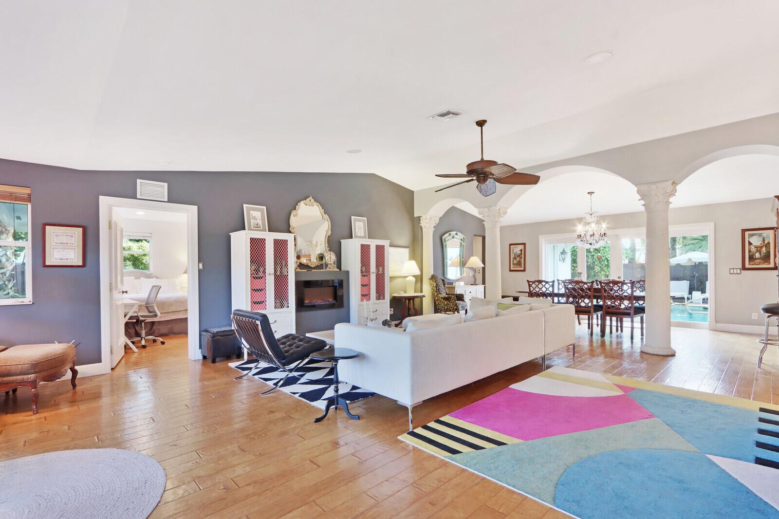 Jupiter Inlet Beach Colon - Residential