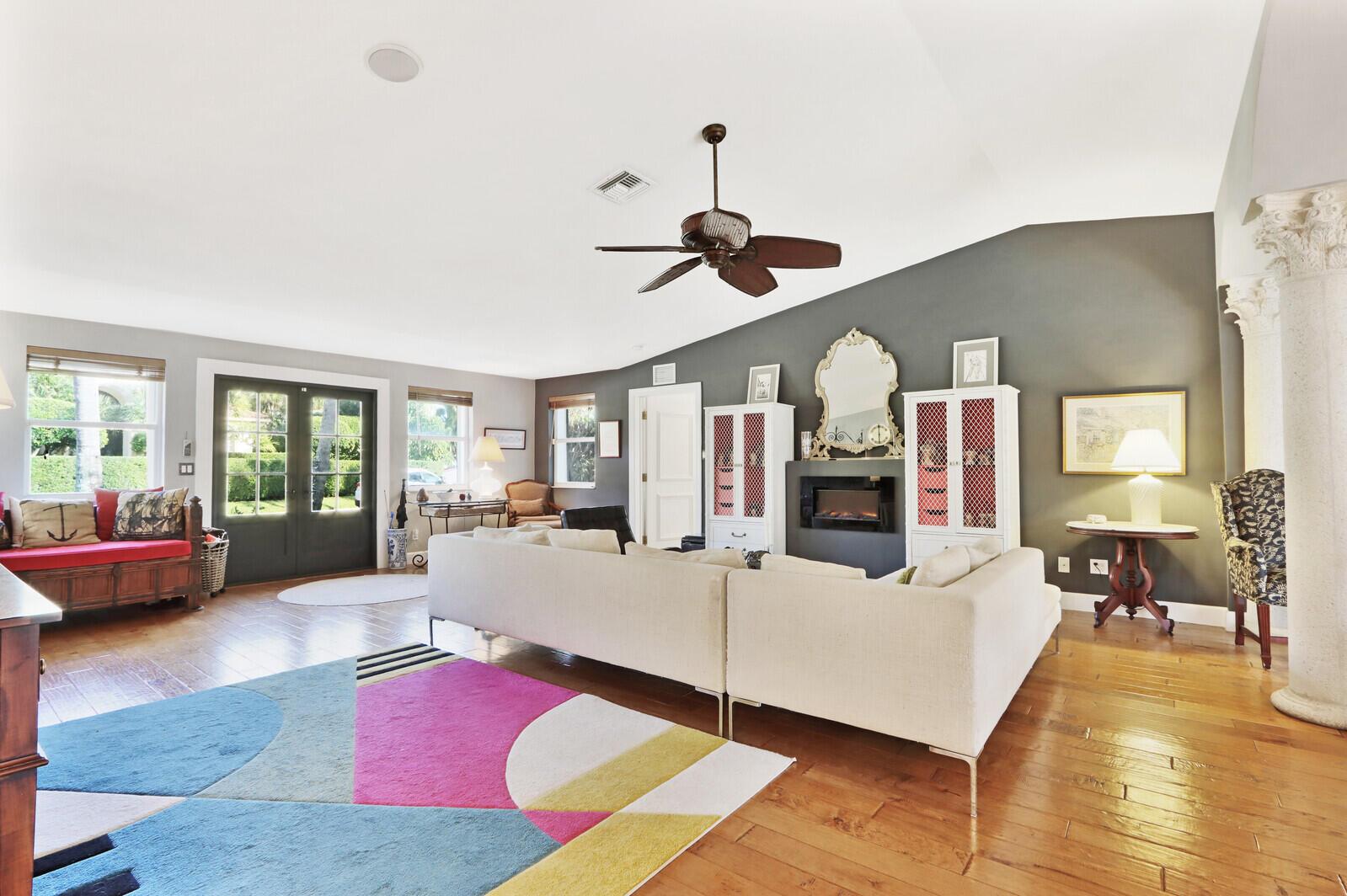 Jupiter Inlet Beach Colon - Residential