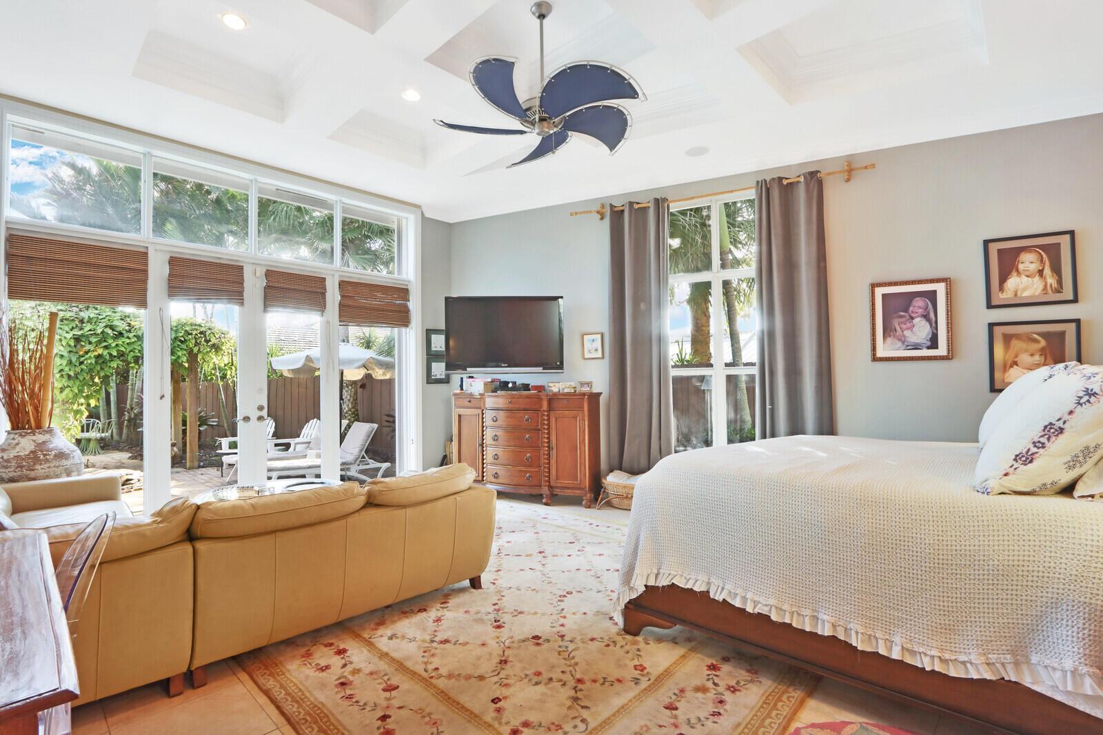 Jupiter Inlet Beach Colon - Residential