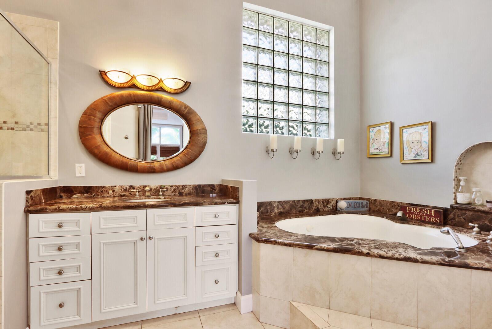 Jupiter Inlet Beach Colon - Residential