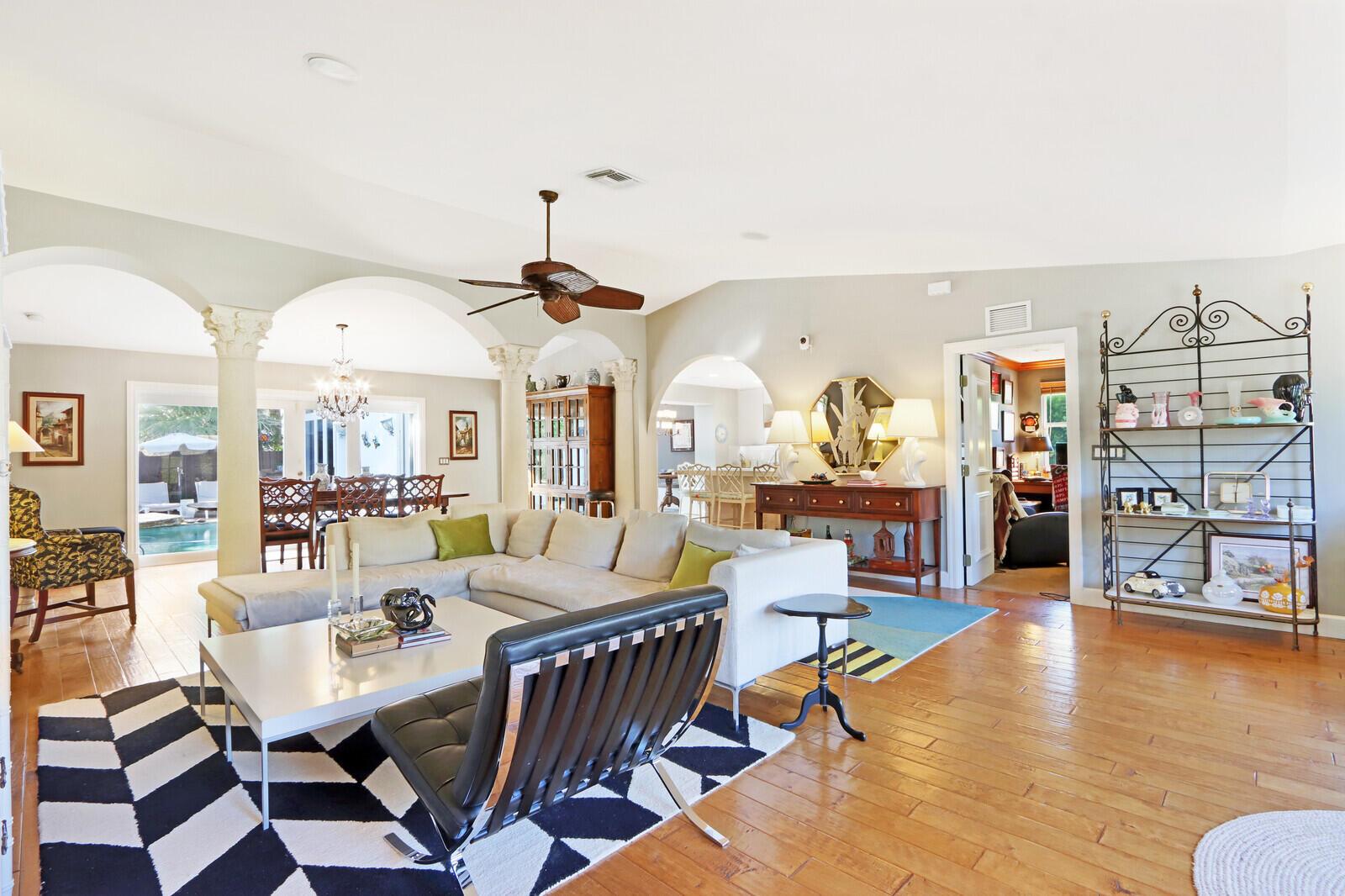 Jupiter Inlet Beach Colon - Residential