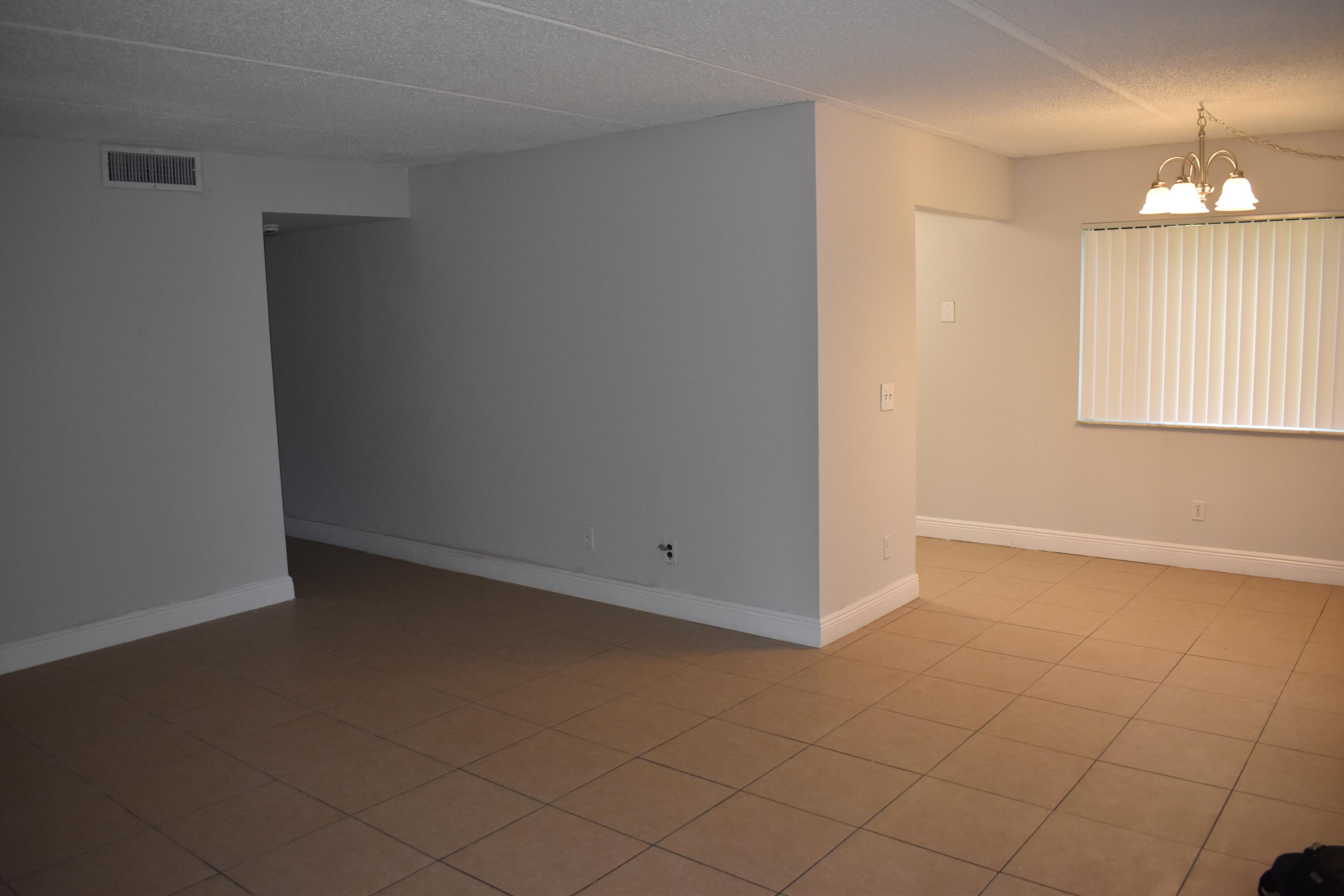 MEADOWS ON THE GREEN CONDO - Residential