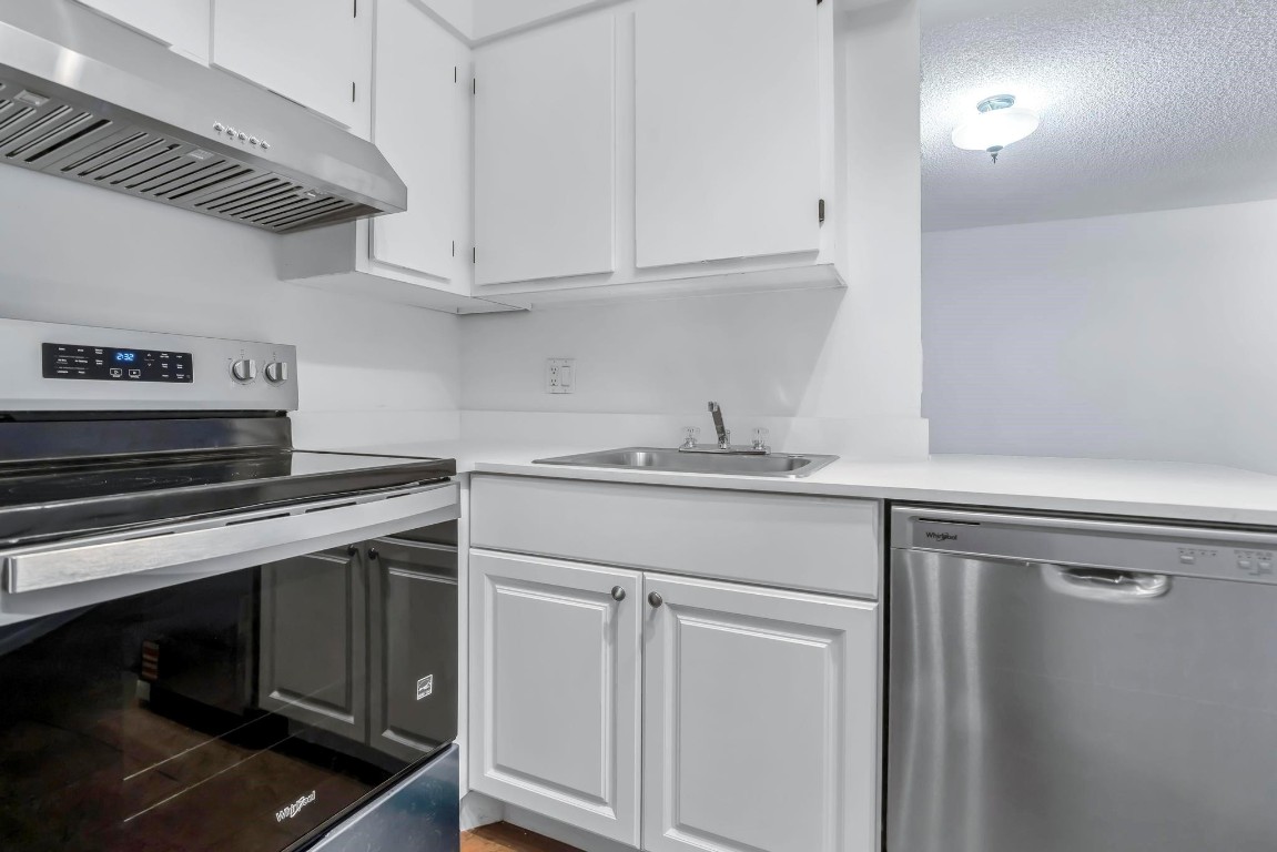 LAKE POINTE CONDOMINIUM N - Residential