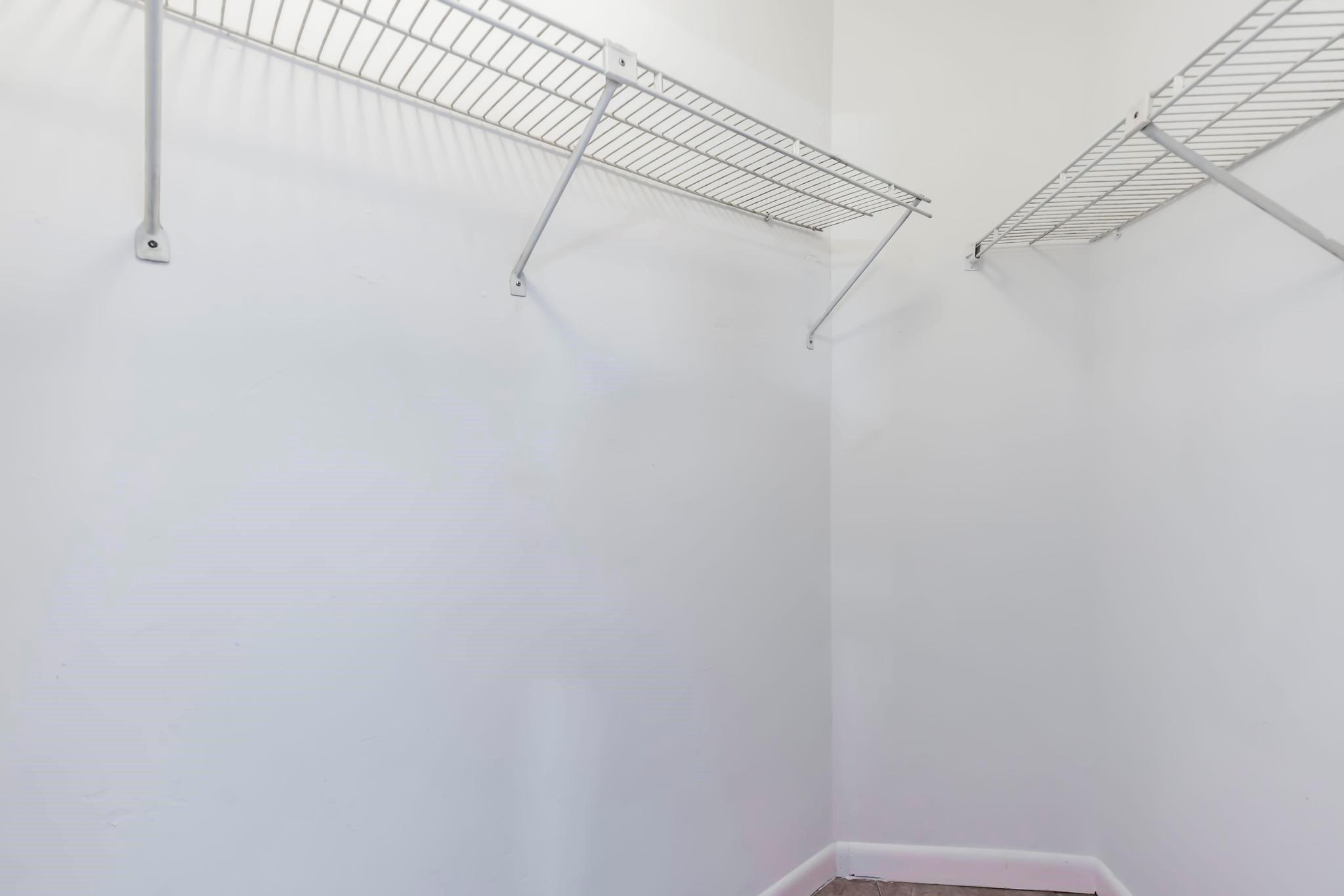 LAKE POINTE CONDOMINIUM N - Residential