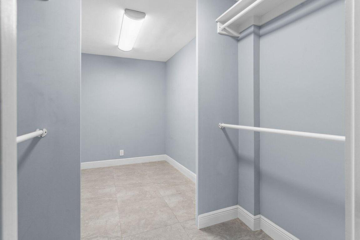 SKY HARBOUR EAST CONDO - Residential