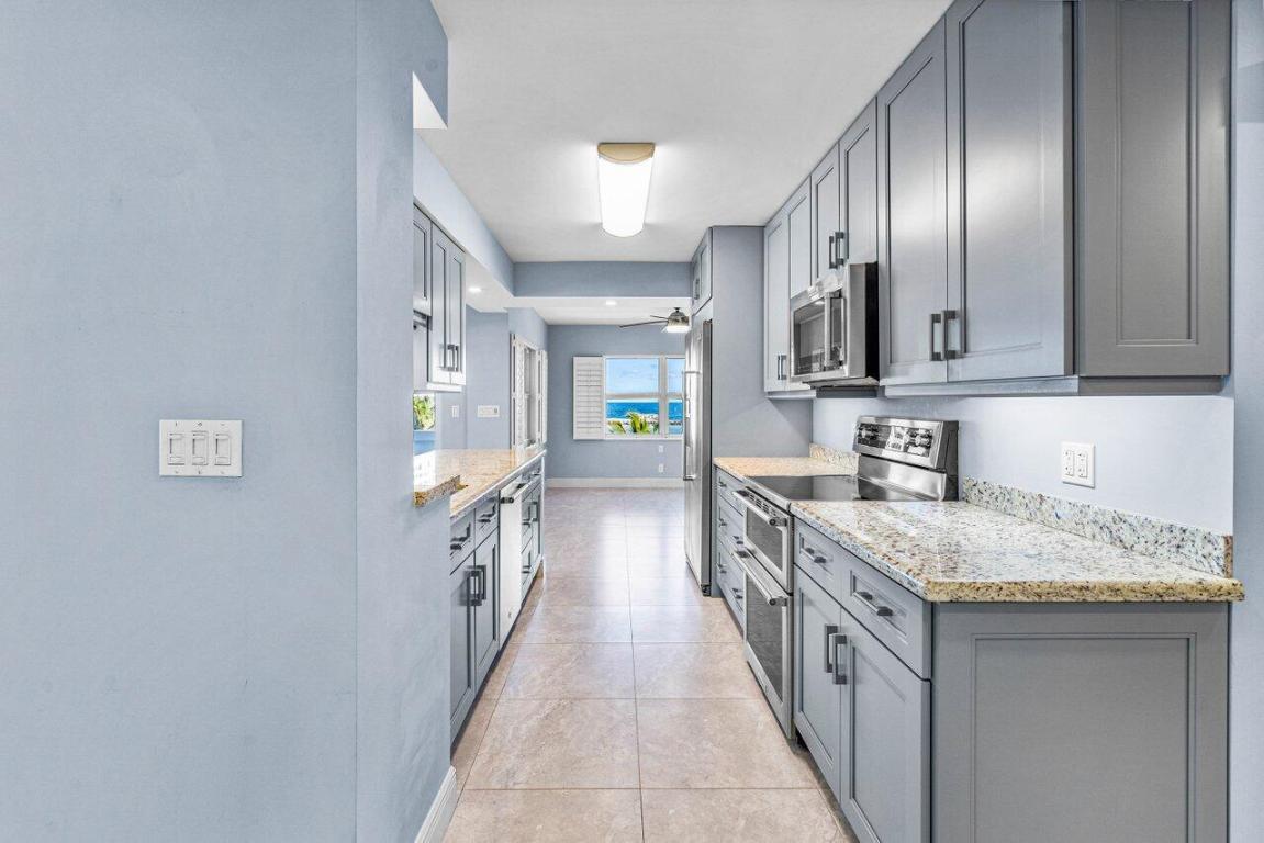 SKY HARBOUR EAST CONDO - Residential