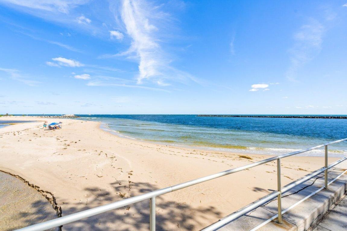 SKY HARBOUR EAST CONDO - Residential