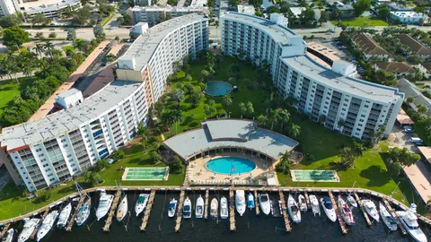2731 NE 14th Street Causeway Unit 704, Pompano Beach, FL 33062 - MLS#: F10490445