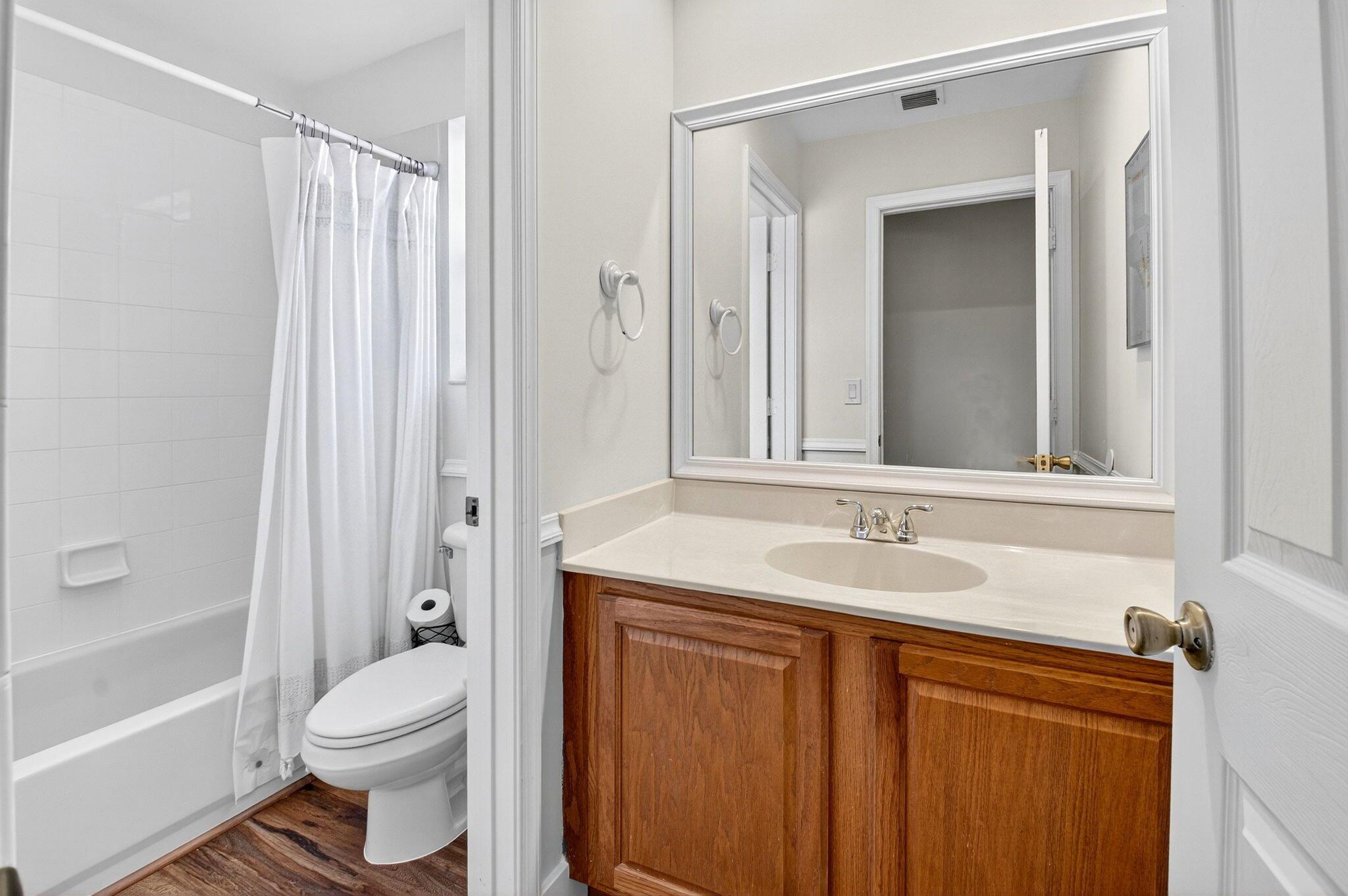 SPINNAKER BAY AT LAKE CHA - Residential Lease