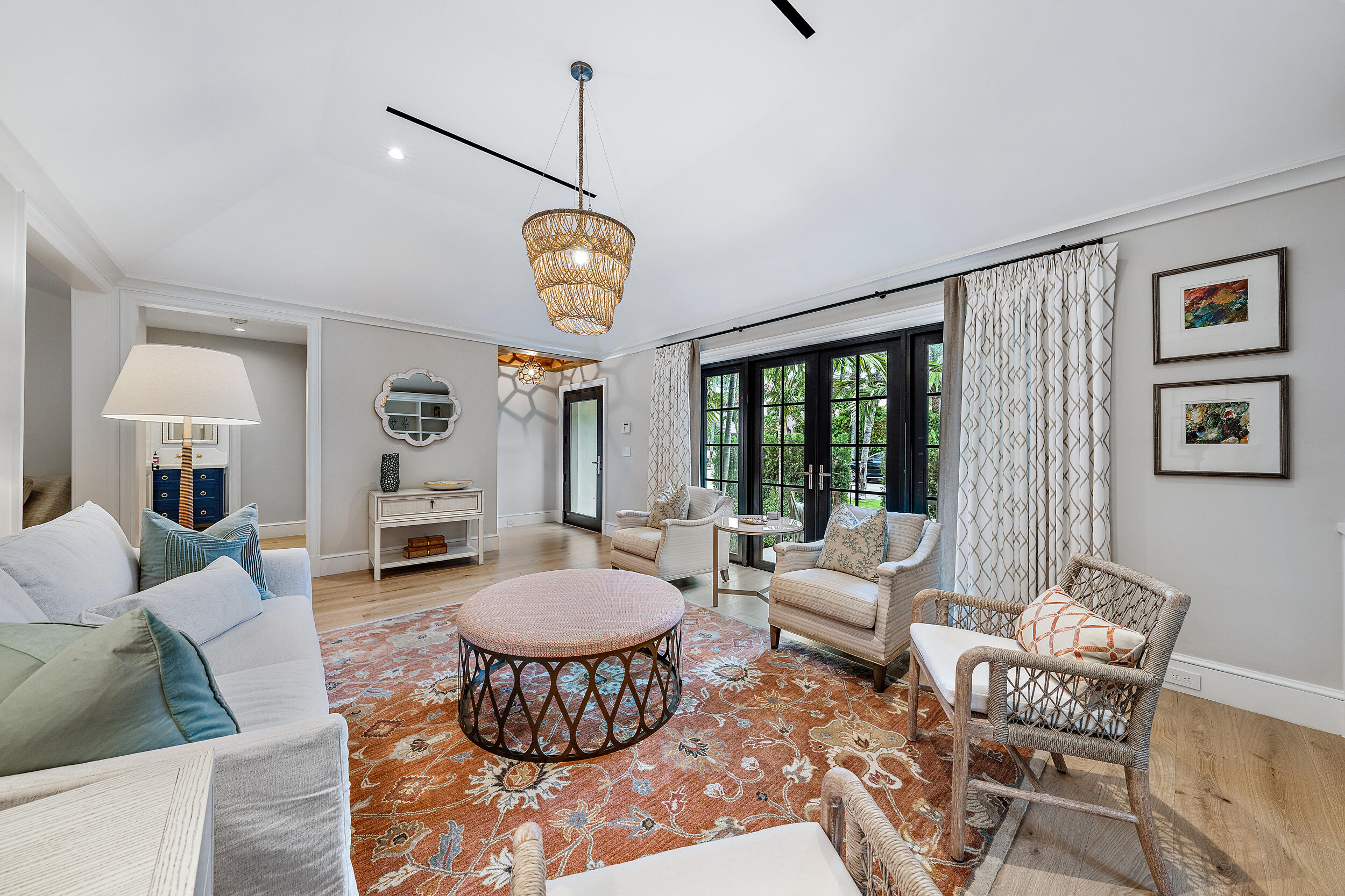 ROYAL PARK - Residential