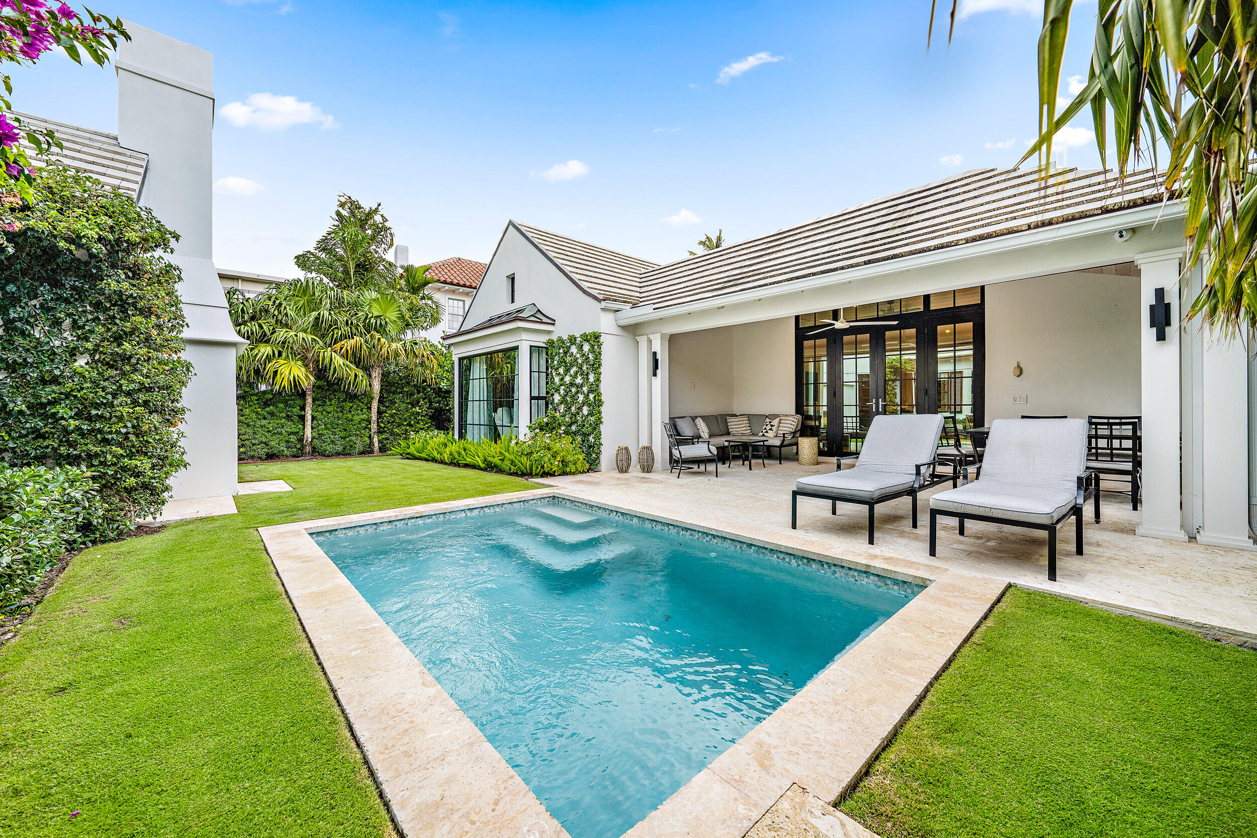 ROYAL PARK - Residential