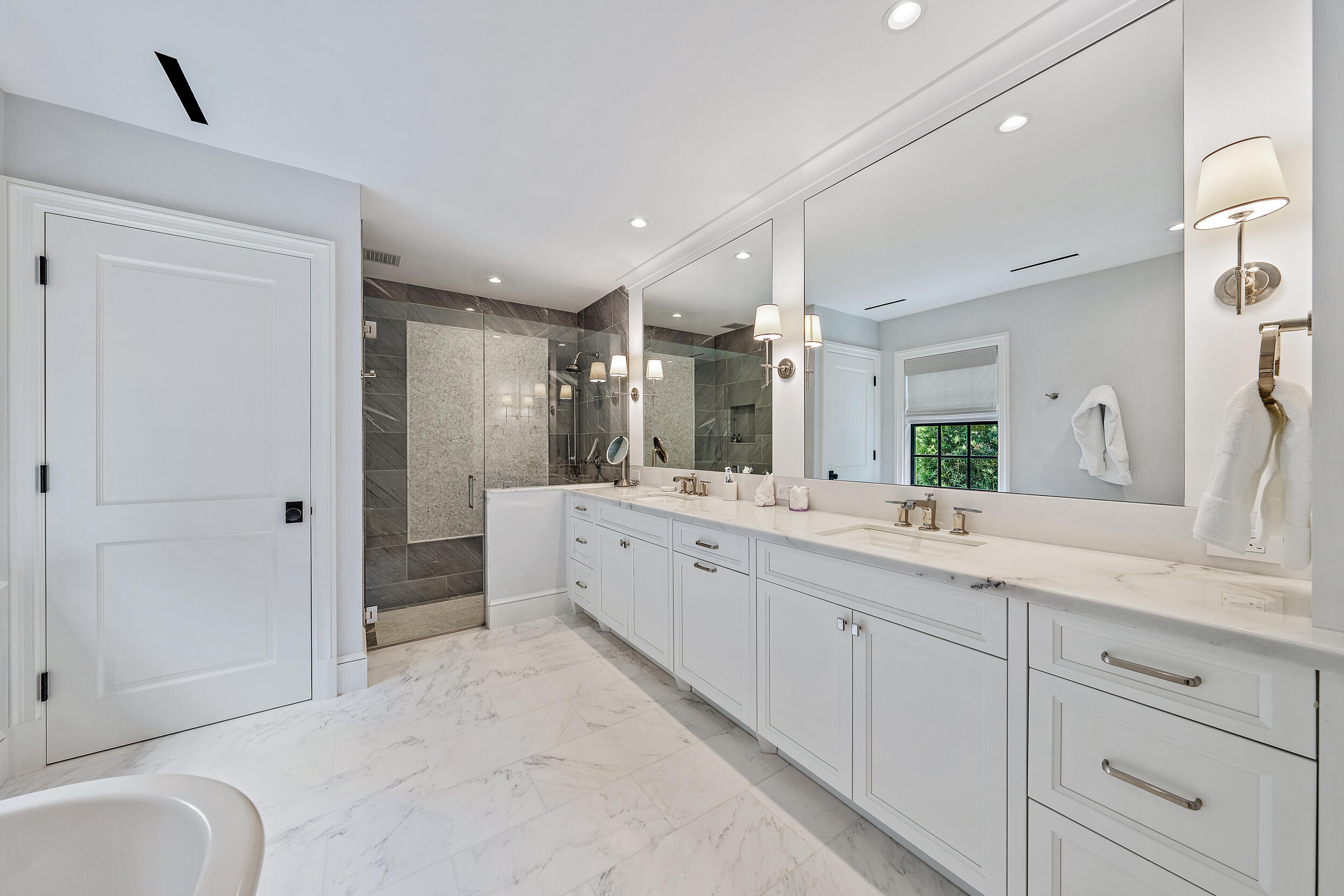 ROYAL PARK - Residential