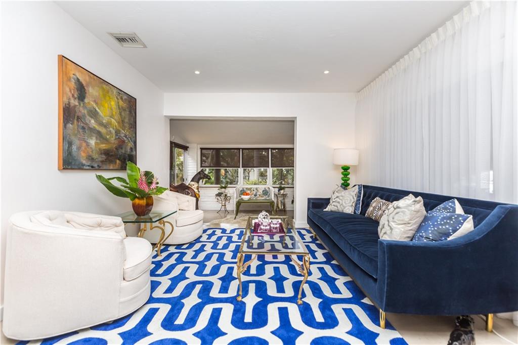 Utopia 3-29 B - Residential