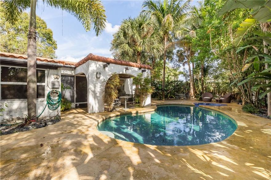 BEAUTIFUL 2 BEDROOM/2 BATH POOL HOME TUCKED AWAY IN THIS TRANQUIL RESIDENTIAL NEIGHBORHOOD IN TARPON RIVER.  MODERN & TUSCANY ITALIAN DESIGN. LIKE TO COOK, THIS HOME’S FOR YOU!  A CHEF’S KITCHEN WITH DOUBLE-SIZED FRIGIDAIRE, CUSTOM CABINETS, & LOTS OF WORKING SPACE.  GREAT HOME FOR INDOOR/OUTDOOR ENTERTAINING.  NEW ROOF IN 2014, NEW LAUNDRY ROOM INSTALLED IN 2016 W/ LG WASHER/DRYER, NEW LIBRARY/DINING REMODELED IN 2016, & GORGEOUS CONCRETE & WOOD FLOORS.  2 HVAC(S).  PROPERTY W/ NATURAL GAS GENERATOR.