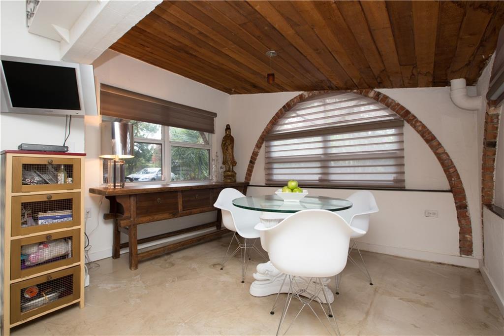 Utopia 3-29 B - Residential