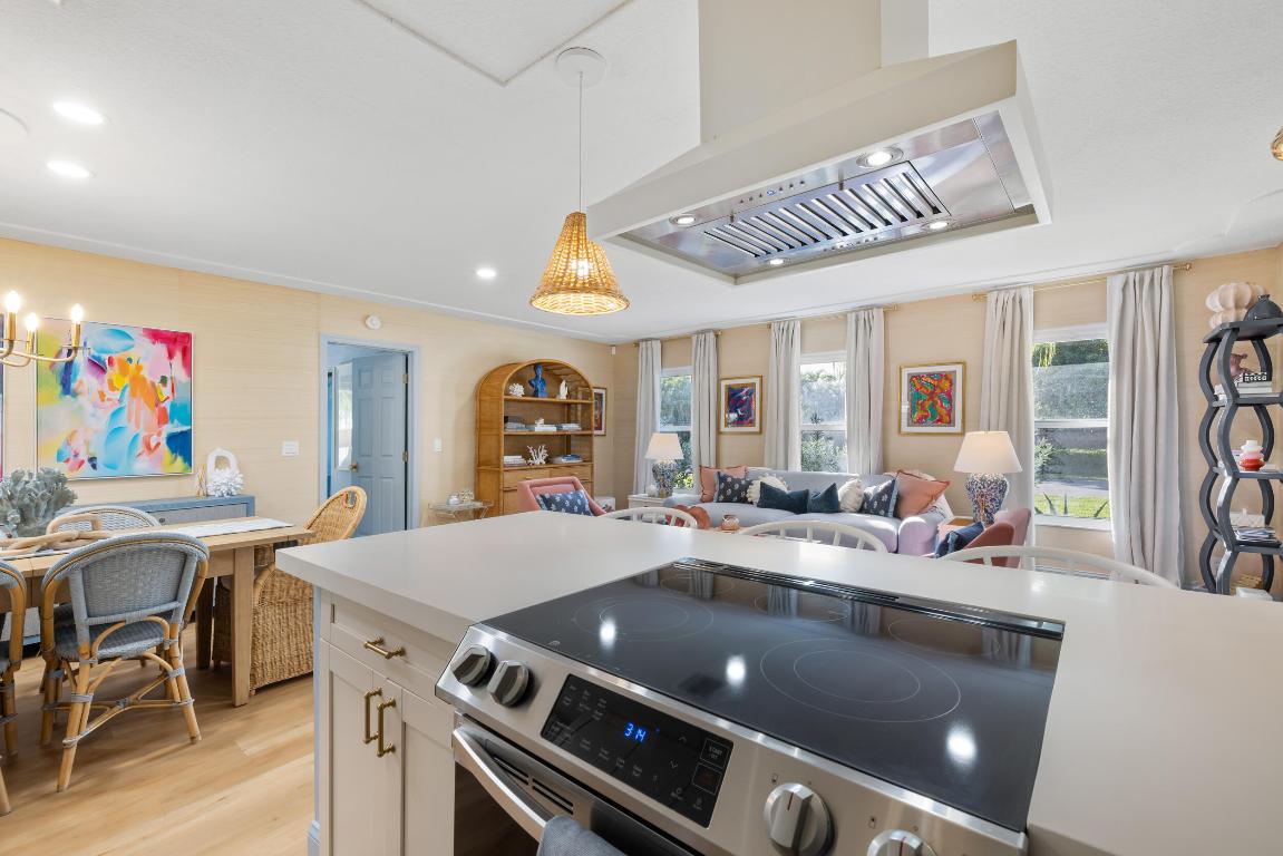 RIDGEWOOD ESTATES - Residential Lease