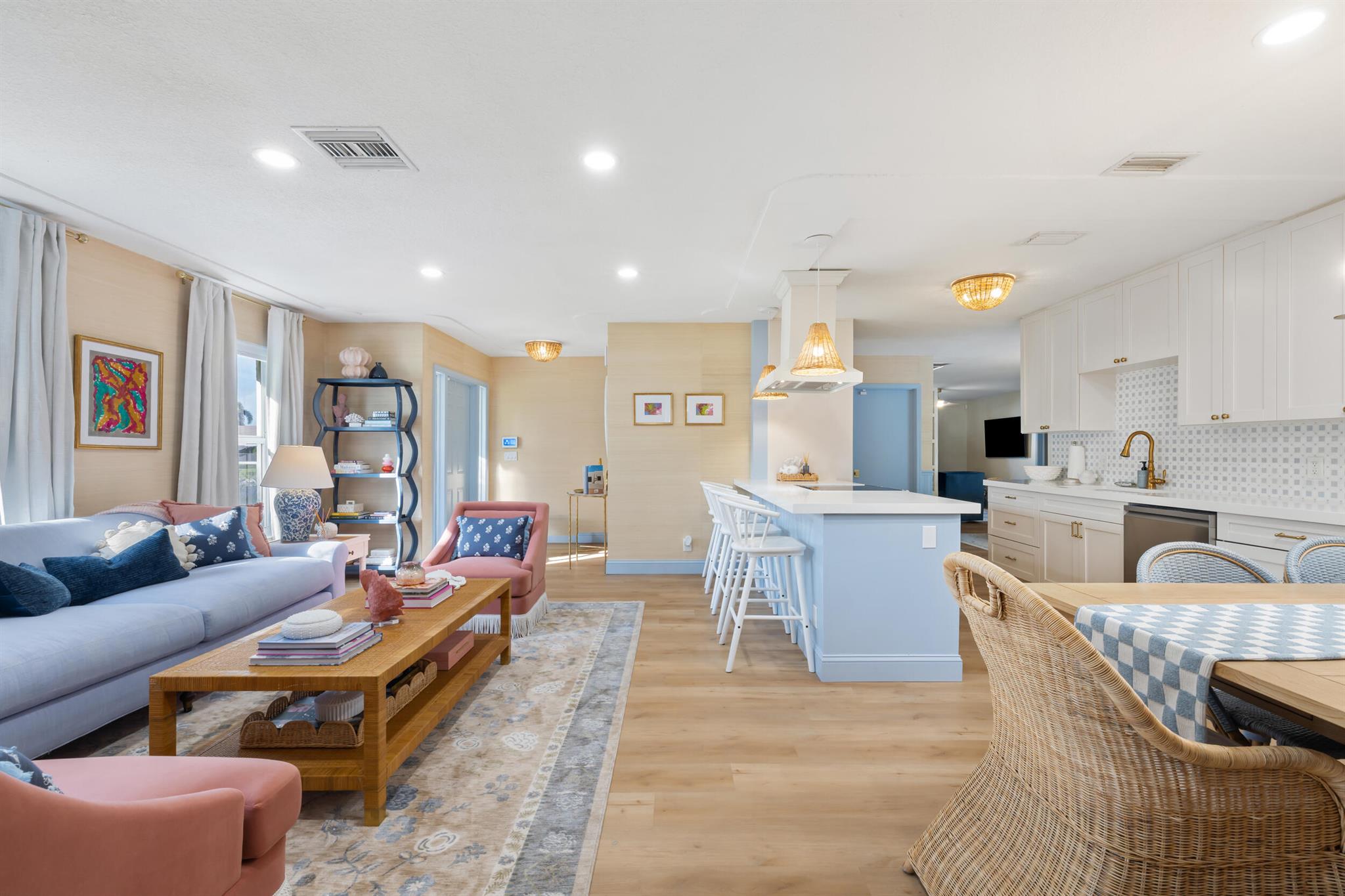 RIDGEWOOD ESTATES - Residential Lease