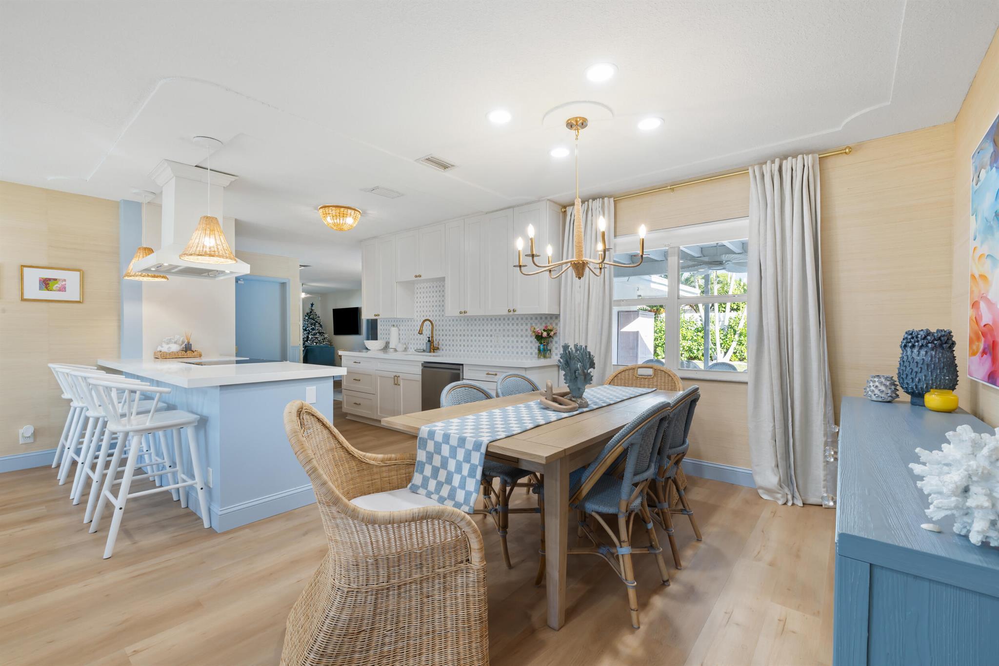 RIDGEWOOD ESTATES - Residential Lease