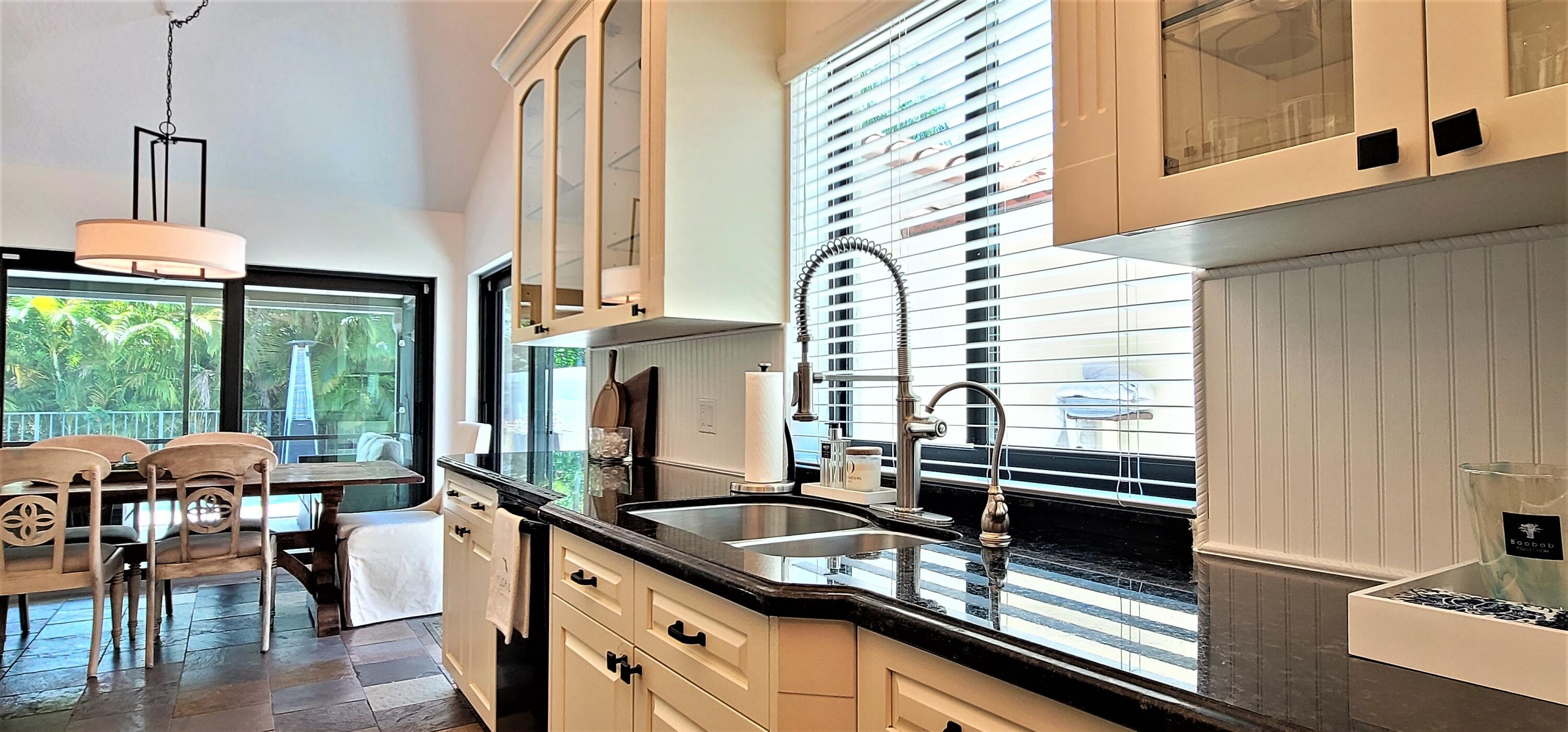 SARATOGA POINTE - Residential