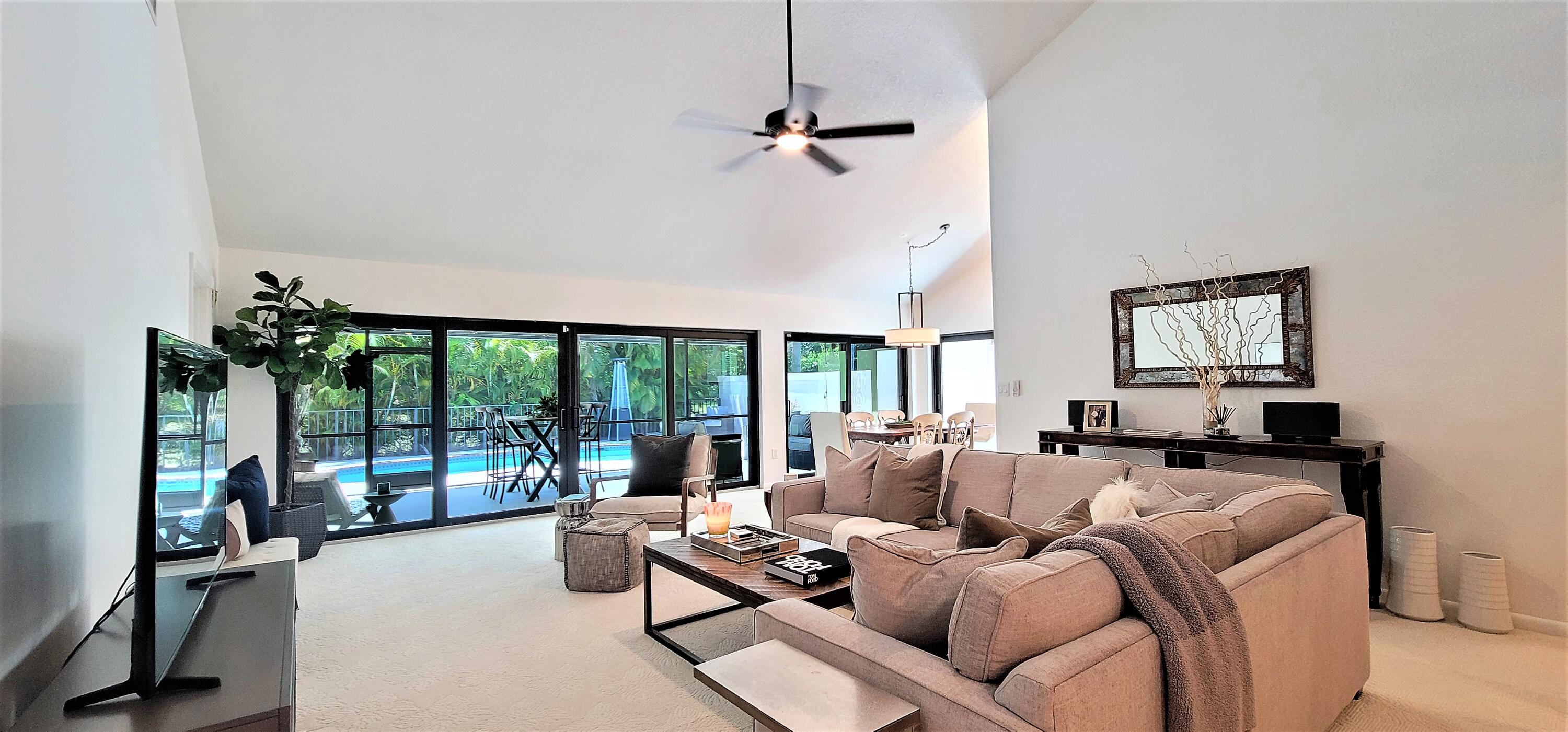 SARATOGA POINTE - Residential