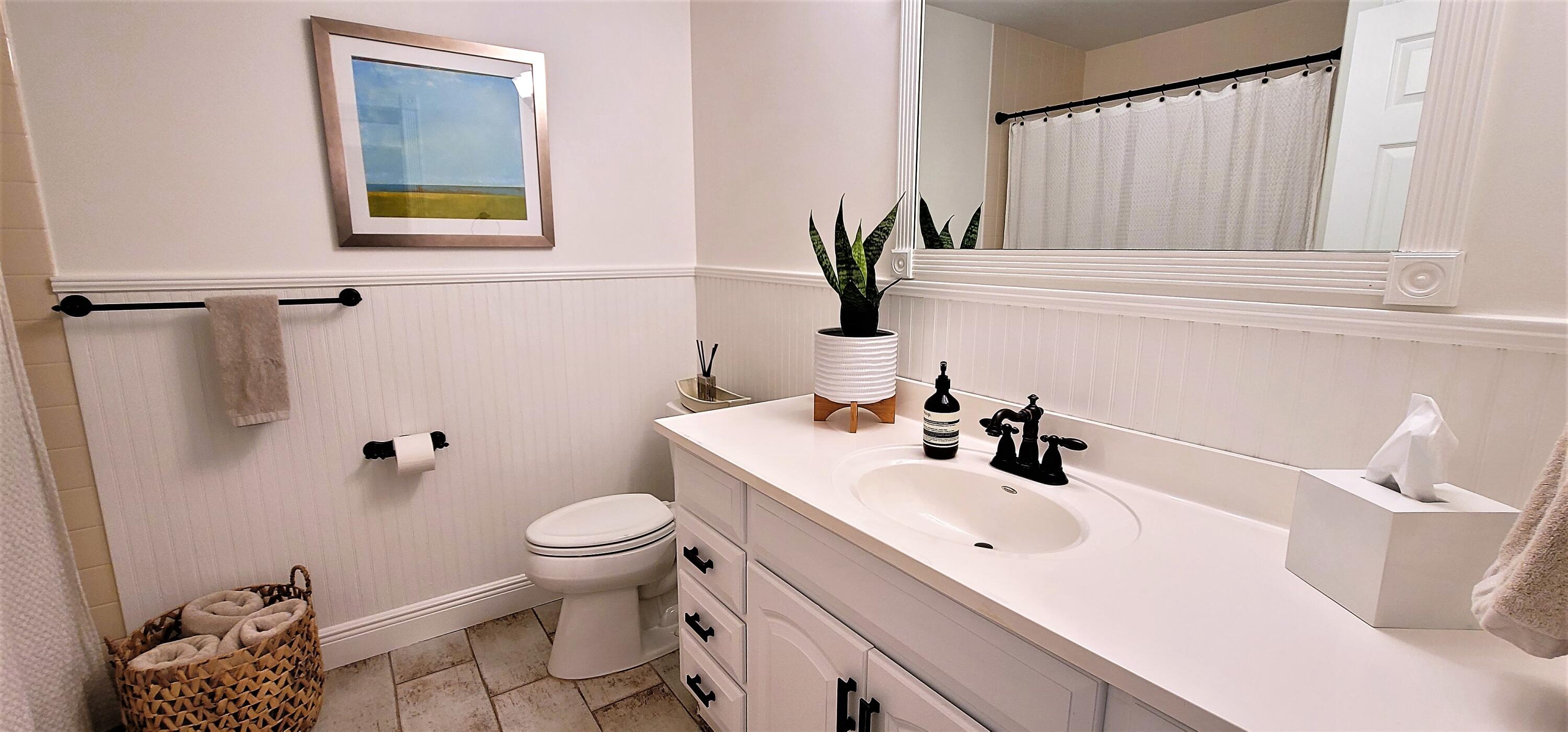 SARATOGA POINTE - Residential