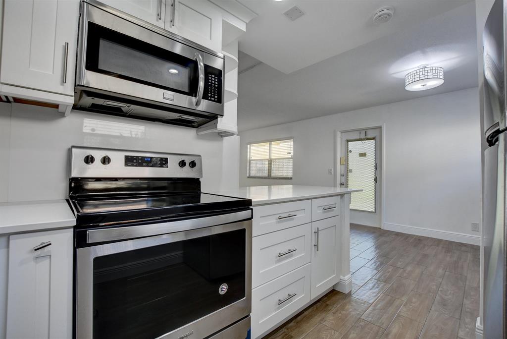 KINGS POINT SAXONY CONDOS - Residential Lease